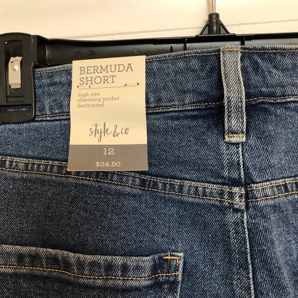 NWT~Style & Co~Women’s Bermuda Shorts💕 - Picture 2 of 8